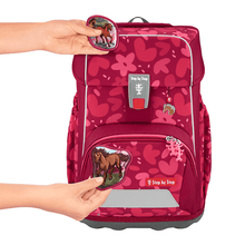 Lade das Bild in den Galerie-Viewer, Step by Step Giant Wild Horse Nora
